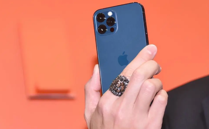 清河苹果手机维修分享iPhone12系列重启方法教程 